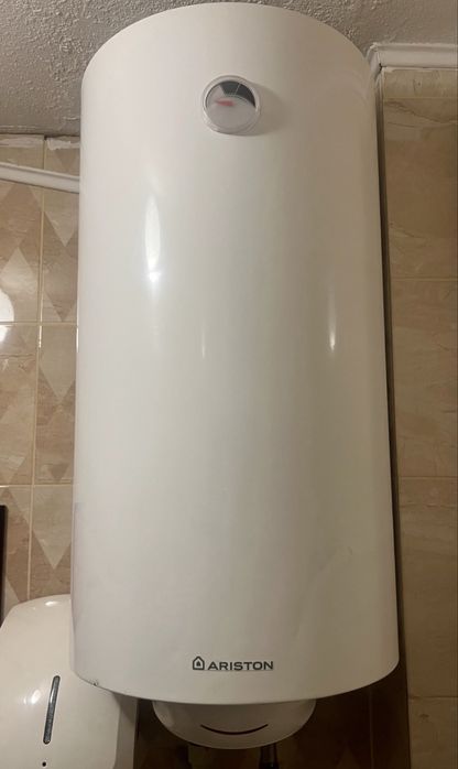 Продам бойлер Арістон
