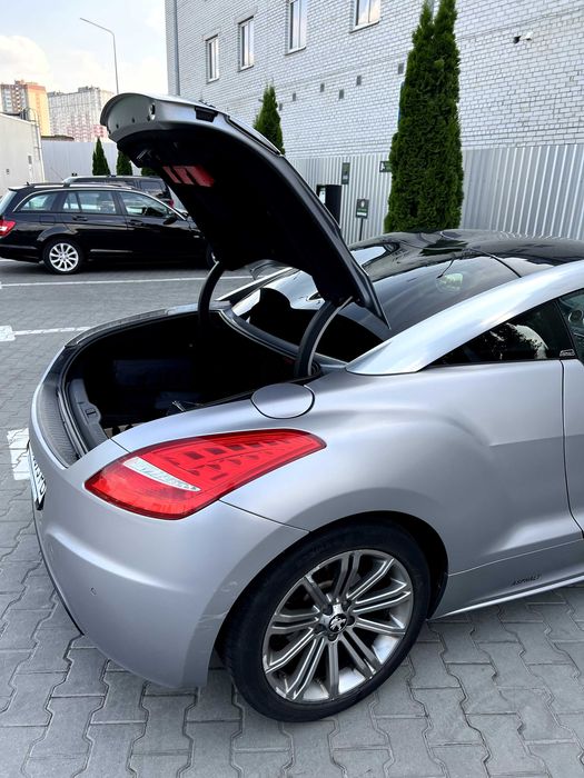 Peugeot RCZ 2012