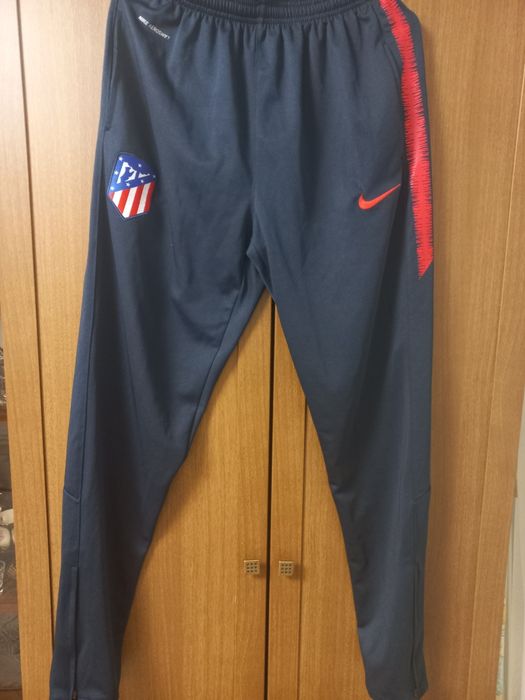 Спортивний чоловічий костюм nike