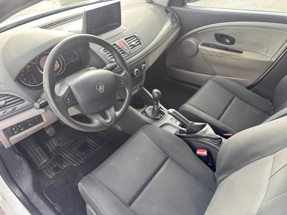 Renault Mégane 1.5 DCI Van de 2010 Salvado