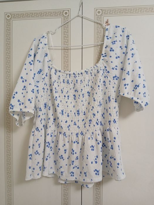 Стильна блузочка футболка на весну від George