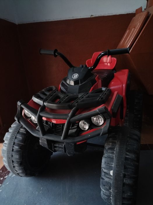 Дитячий електроквадроцикл Bambi Racer 4WD