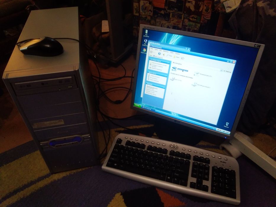 Компьтер рабочий desktop