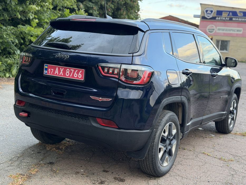 Продам Jeep Compass Trailhawk