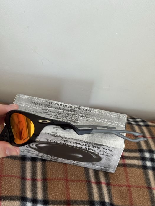 Oakley Plantaris Prizm Ruby