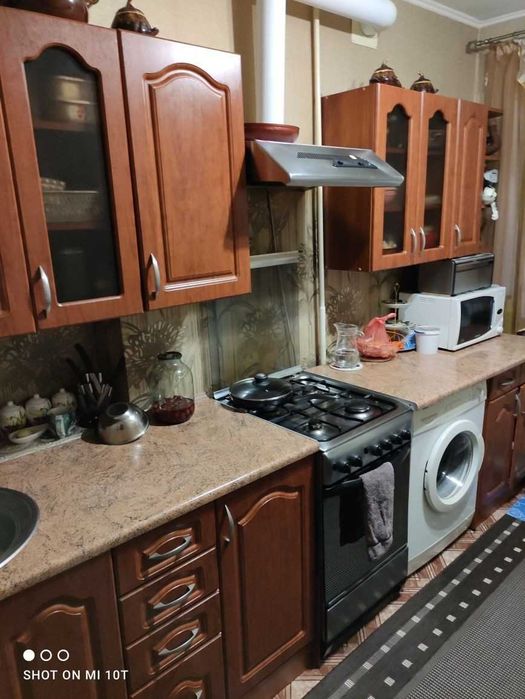 3 кімнатна квартира з капремонтом!!! Велика площа. Цегла. Чешка.