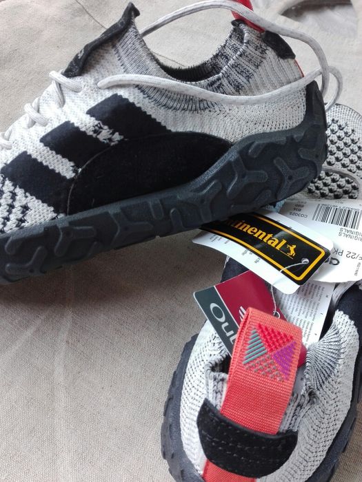 Продам оригинальные кросовки Adidas