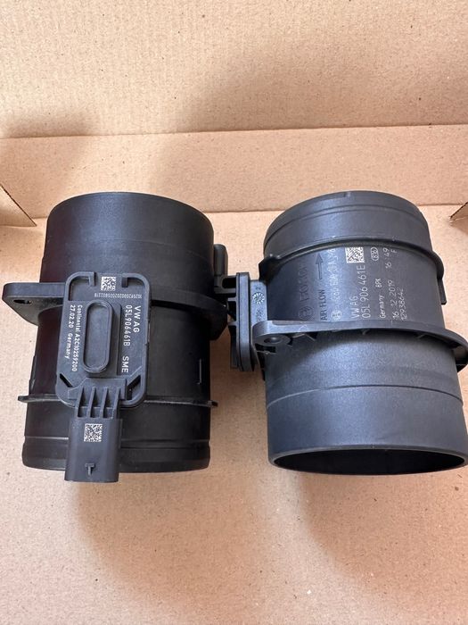Розходомір повітря 05L906461E 05L906461B VW Golf 7 8 T7 Tiguan Оригіна