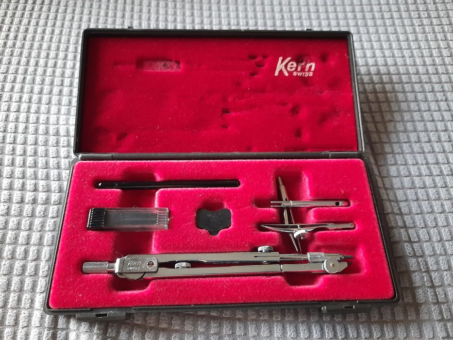 Compasso Kern Swiss