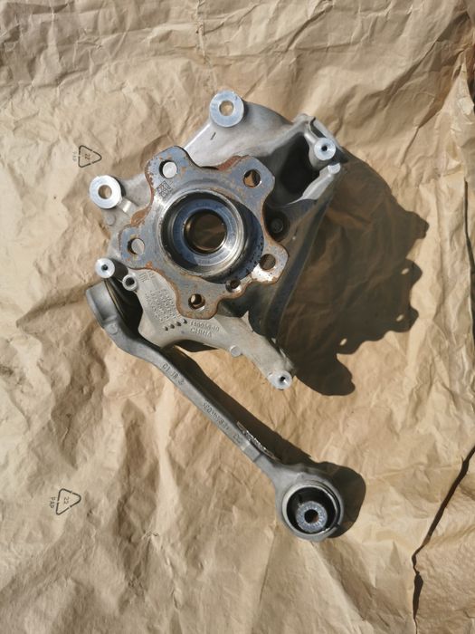 Zwrotnica Prawy Przód BMW X3 G45 24r Orginal  8836066