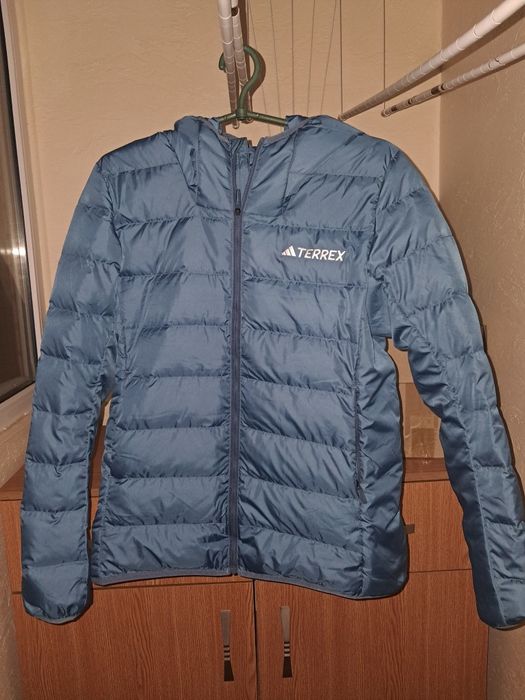 Пуховик Adadas terrex. НОВИЙ. Розмір M