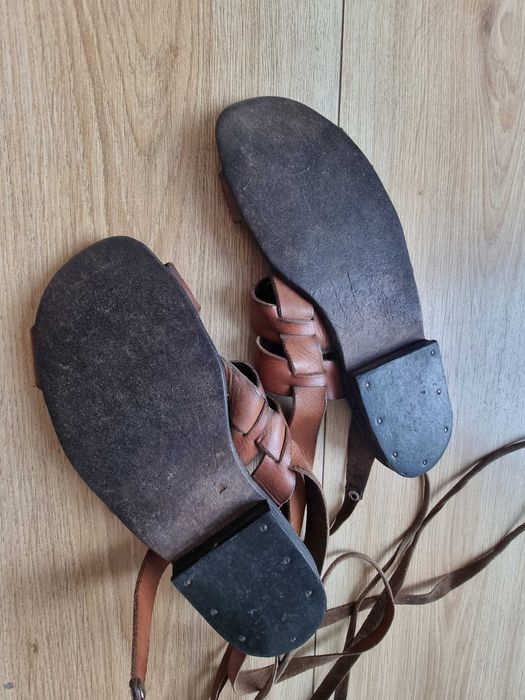 Antyczne sandały skórzane gladiatorki z lat 50 PRL 38