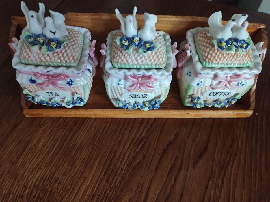 Кувшины,чайник,наборы