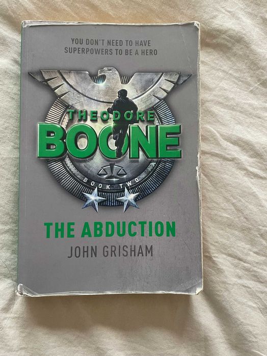 Books | Livros Theodore Boone de  John Grisham