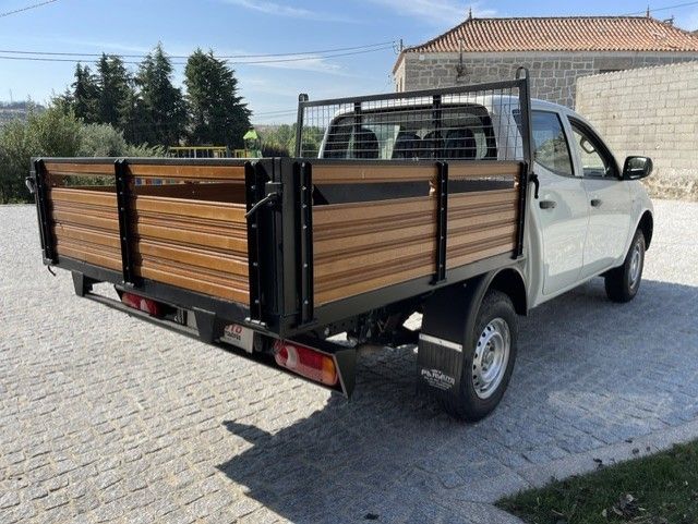Mitsubishi L200 2.3 DI-D CD Invite 2WD