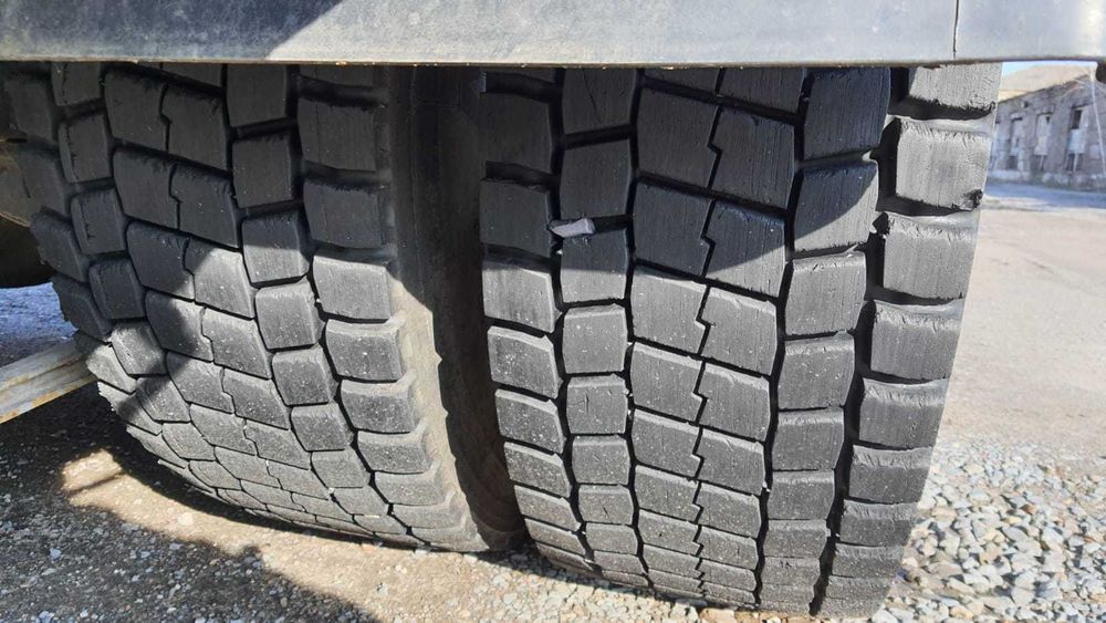 Продам тягач DAF XF95 напівпричіп ROBUSTE