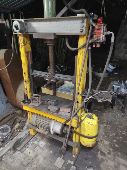 Prasa hydrauliczna 25 ton
