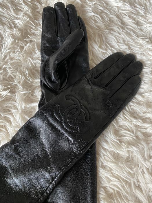 длинные кожаные перчатки Chanel