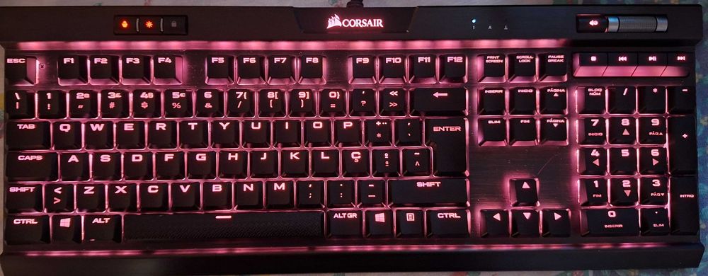 Teclado Mecanico Corsair K70 RGB Low Profile MX-Speed PT