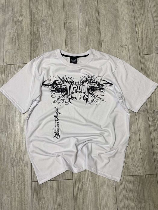 Продам футболку TAPOUT American Arrogant біла sk8 Y2K