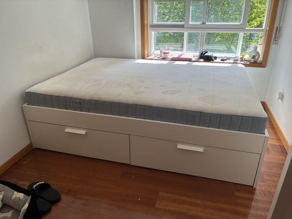 Cama com 4 Gavetas + Colchão Incluído – Funcional e com Arrumação