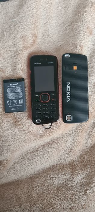 Telefon NOKIA RM-411 Xpress Musik i Nokia E-52