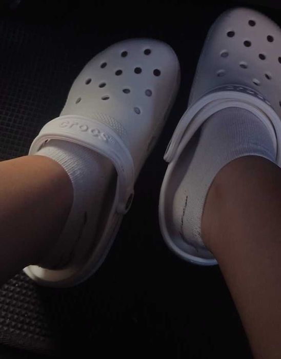 Шльопанці білі крокси Crocs Classic
