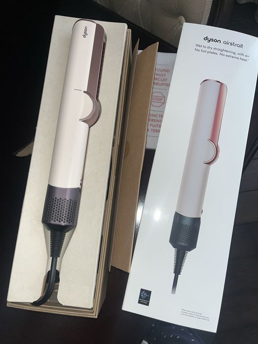 Випрамляч-фен dyson airstrait