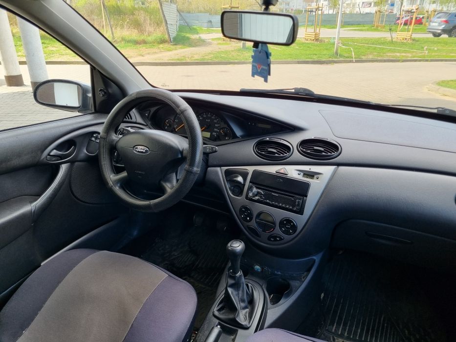 Skoda  Ford Focus  1.6 100KM Benzyna 2004r