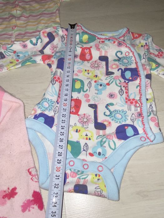 Zestaw body rajstopy skarpetki kaftanik 62