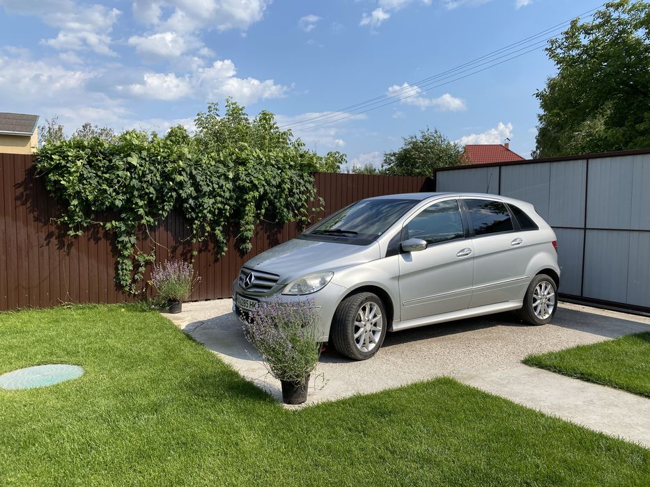 Mercedes Benz B-170