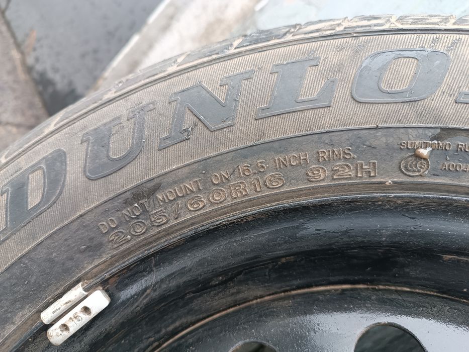 Продам запаску  R16 с диском