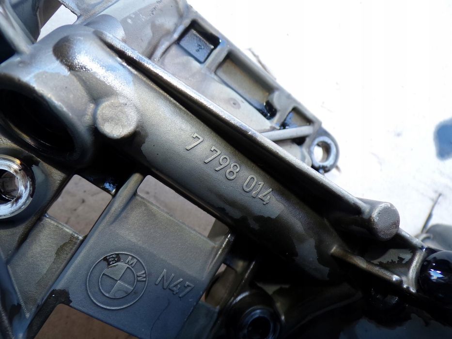 pompa oleju bmw e60 e61 e90 e91 e46 2.0 d n47 7798014