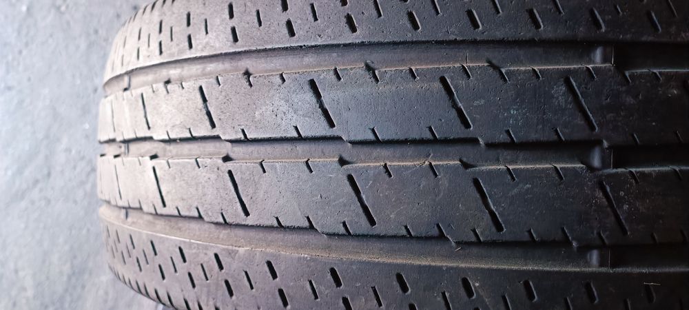 235/60 R17C 117/115R Continental Vanco 2 	Легкогрузові шини б/у. СКЛАД