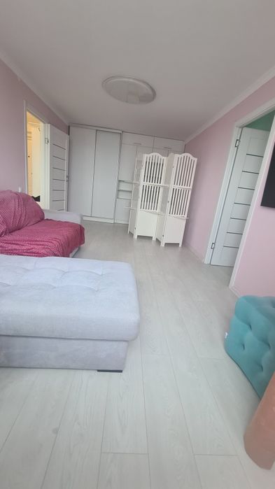 Здам свою 2 кімнатну квартиру на бульварі Жванецького з 19  березня