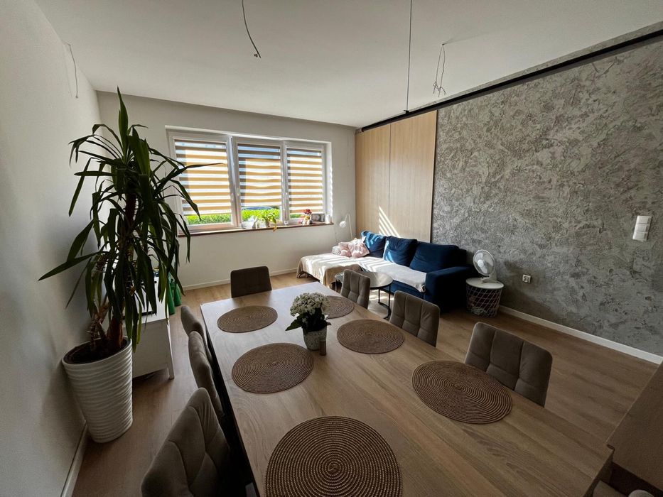 Sprzedam mieszkanie 80m2 (pół domu) z duzym ogrodem i budynkiem gospod