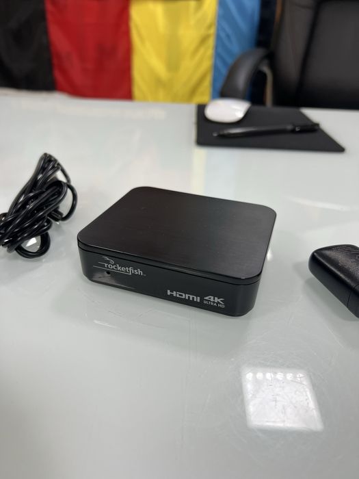 hdmi splitter/ сплітер новий rocketfish/ чорний/ новий/