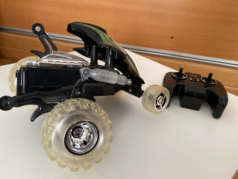 Vendo carro controle remoto.