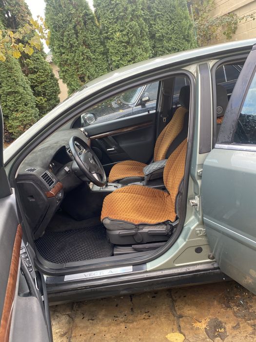 Опель Вектра Ц автомат 2.2 гбо Гарний стан