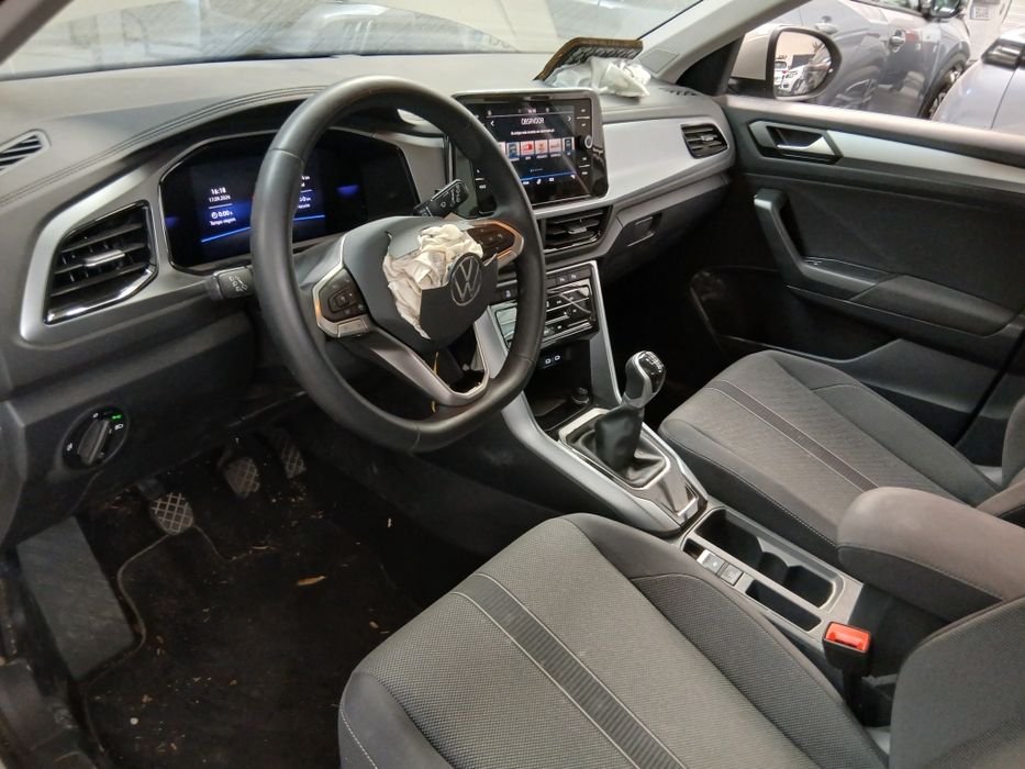 Volkswagen T-Roc  2025