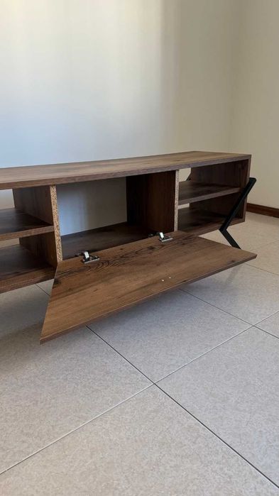 Móvel de TV + prateleiras