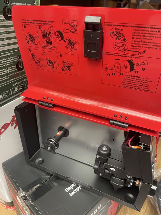 Инверторный полуавтомат EDON smart MIG-265 (mini, 1кг, без газа+сварка