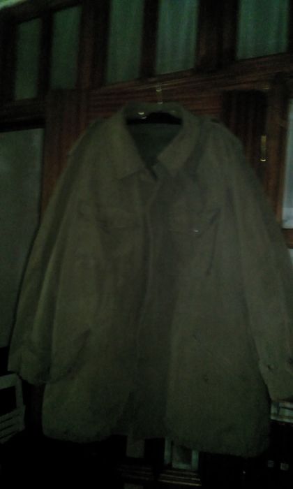 Casaco militar anorak bom estado tem forro amovível