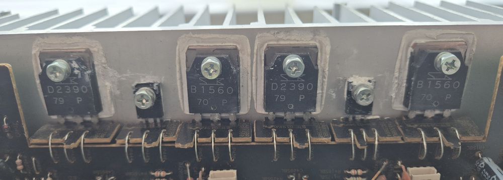 Tranzystory mocy 2SD2390 + 2SB1560 para