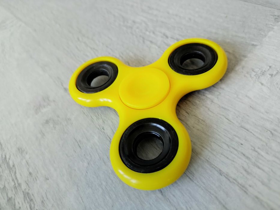 Fidget spinner zabawka
