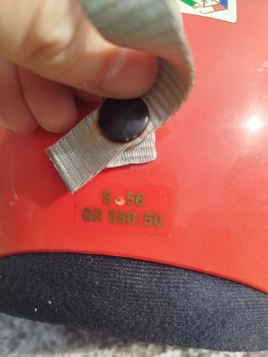 Шоломи лижні 55-56 розмір