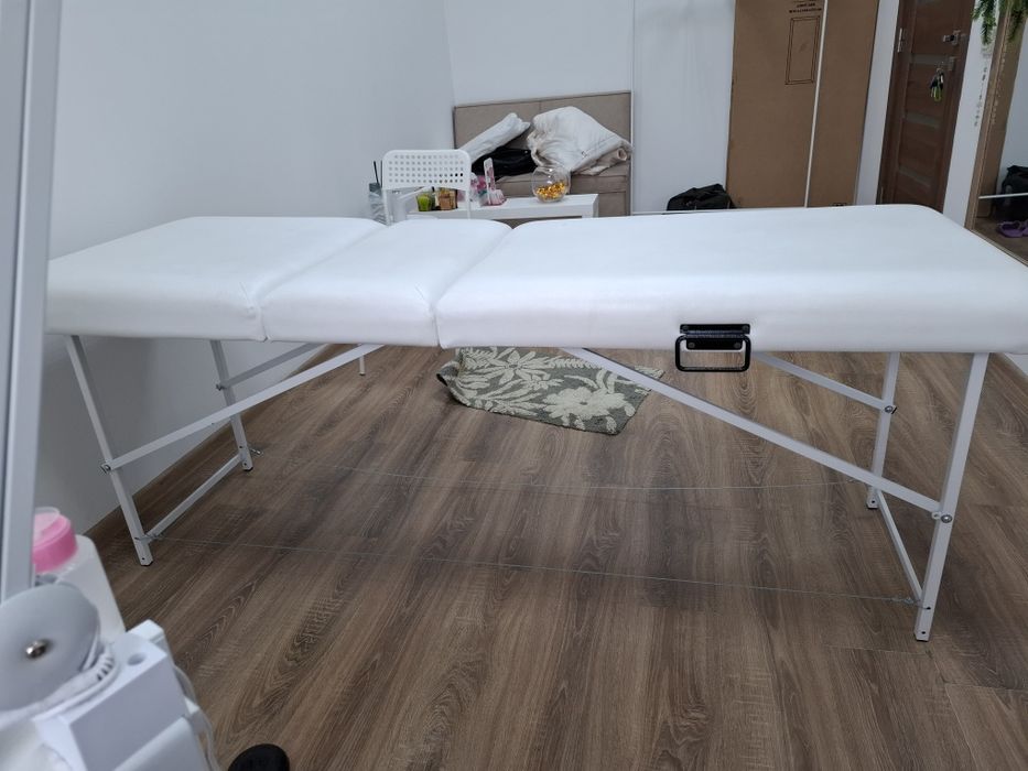 Кушетка-масажний стіл