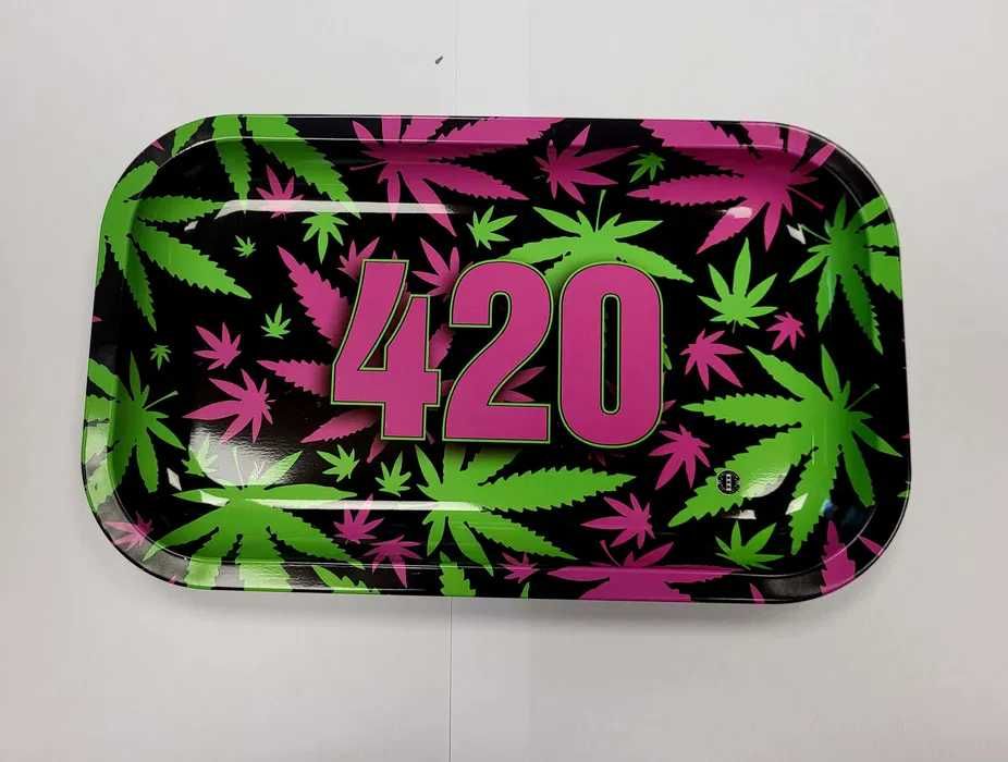 Metalowa tacka 420