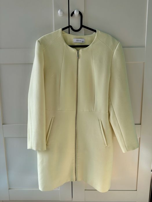 Żółty / bananowy elegancki płaszcz Reserved 42 xl dłuższy żakiet