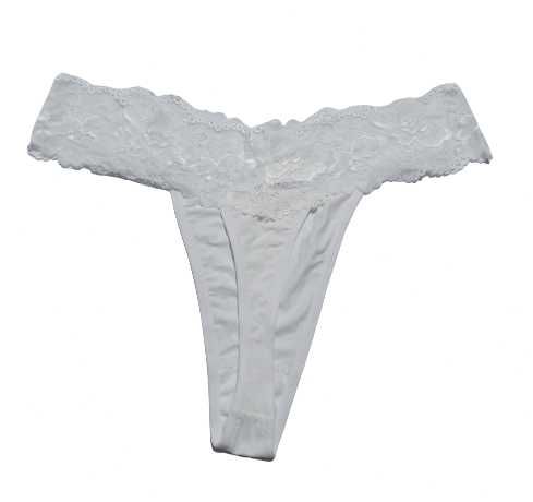 Koronkowe stringi damskie XXL